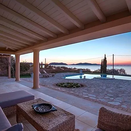 Hotel In Peloponnese By Petrothalassa Nauplia