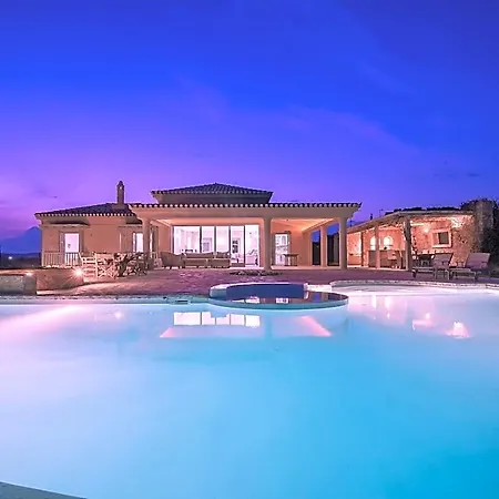 In Peloponnese By Petrothalassa Hotel