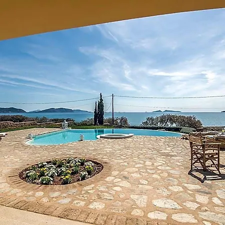 Hotel In Peloponnese By Petrothalassa
